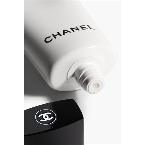 chanel la mousse cleanser price|Chanel mousse confort cleanser.